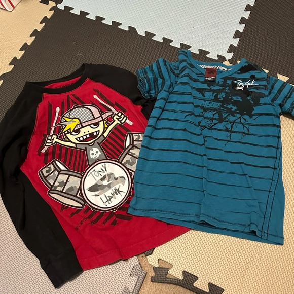2 Tony Hawk Shirts, 1 L/S, 1 S/S - Both in GREAT Condition Size Medium - Picture 1 of 3